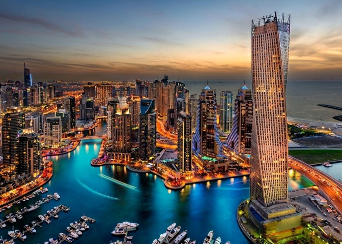 DUBAI, 22 (Small)